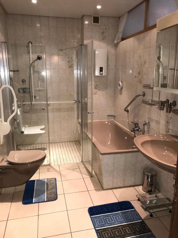 Ferienhaus Loehr Mit Treppenlift Villa Koblenz  Kültér fotó